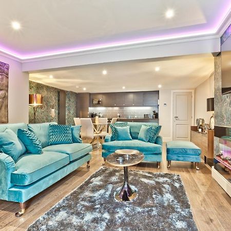 The Mews Boutique Deluxe Apartments, Sleep 2-6 People , Central Location, Free Parking Windermere Dış mekan fotoğraf