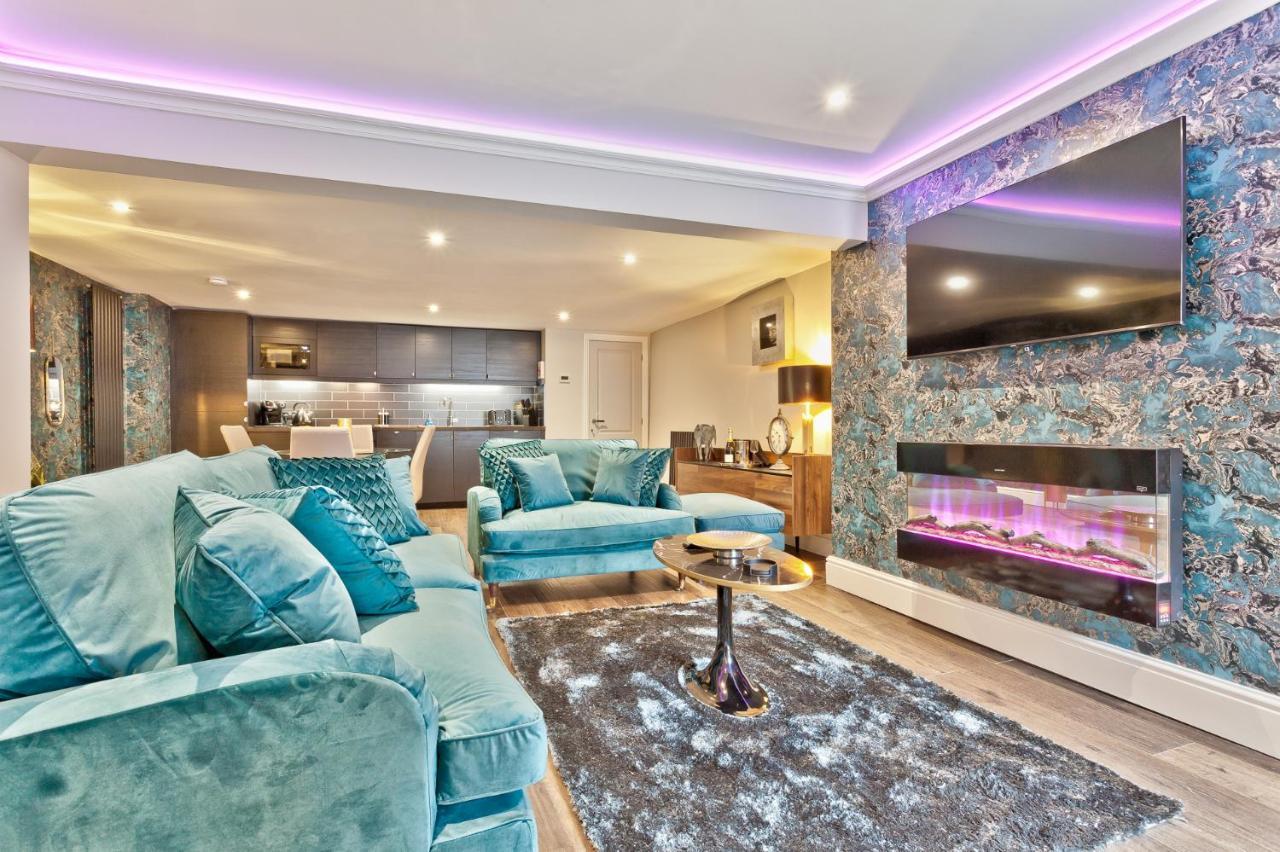 The Mews Boutique Deluxe Apartments, Sleep 2-6 People , Central Location, Free Parking Windermere Dış mekan fotoğraf