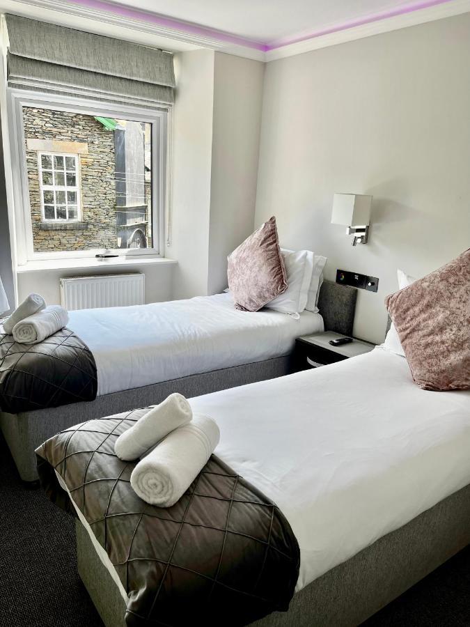 The Mews Boutique Deluxe Apartments, Sleep 2-6 People , Central Location, Free Parking Windermere Dış mekan fotoğraf